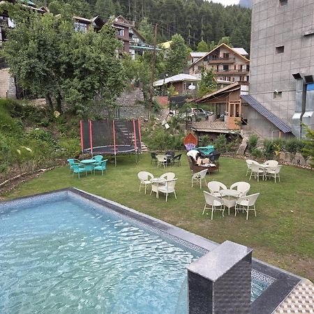 Smuggler Resort By West Western Near To Mall Road & Hadimba Temple # Swimming Pool#Free Pick From Volvo Bus Stand Manāli Exterior foto
